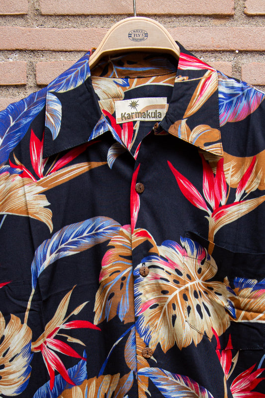 Karmakula - camicia viscosa floreale base nera