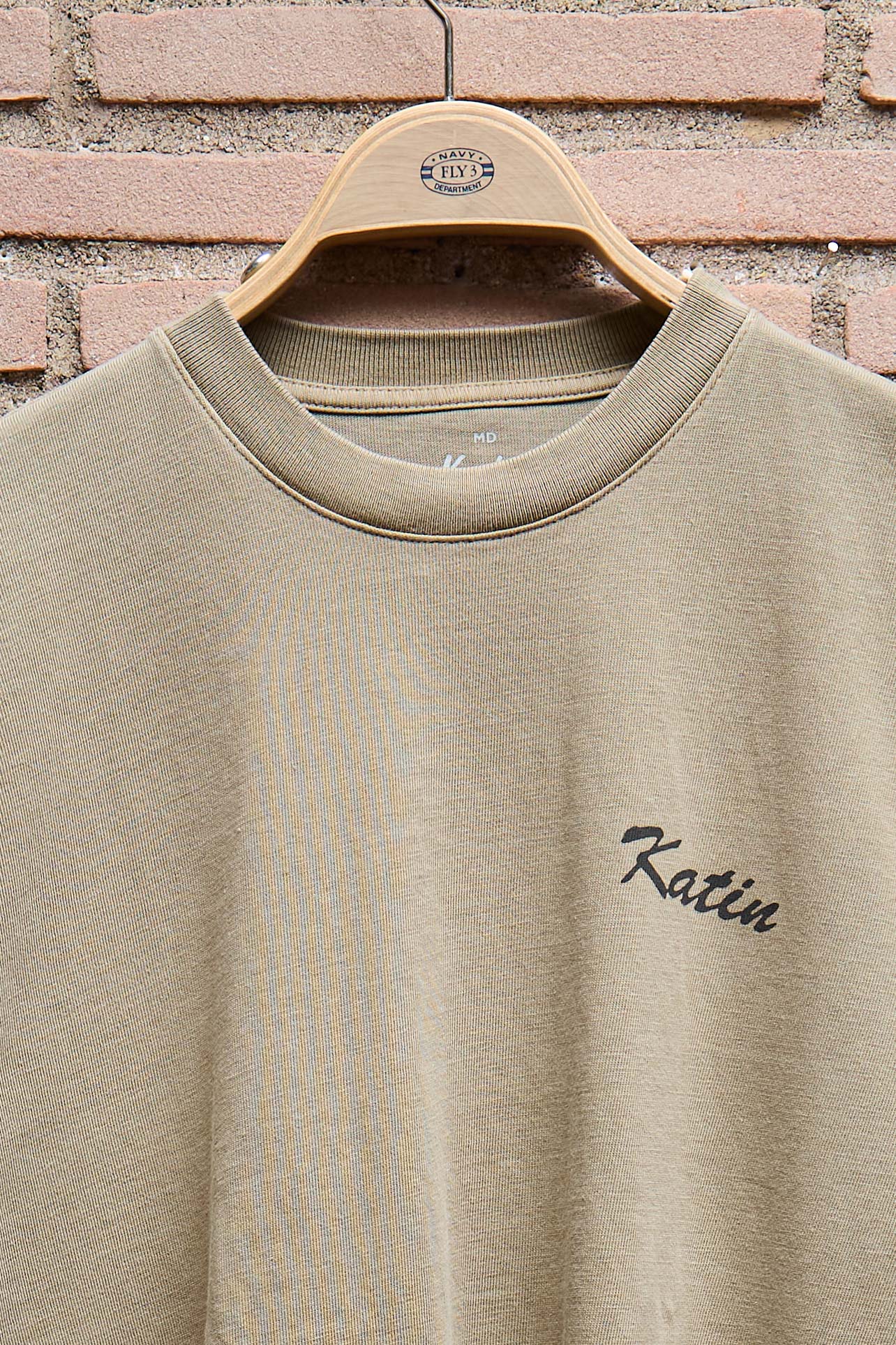 Katin T-shirt working hard