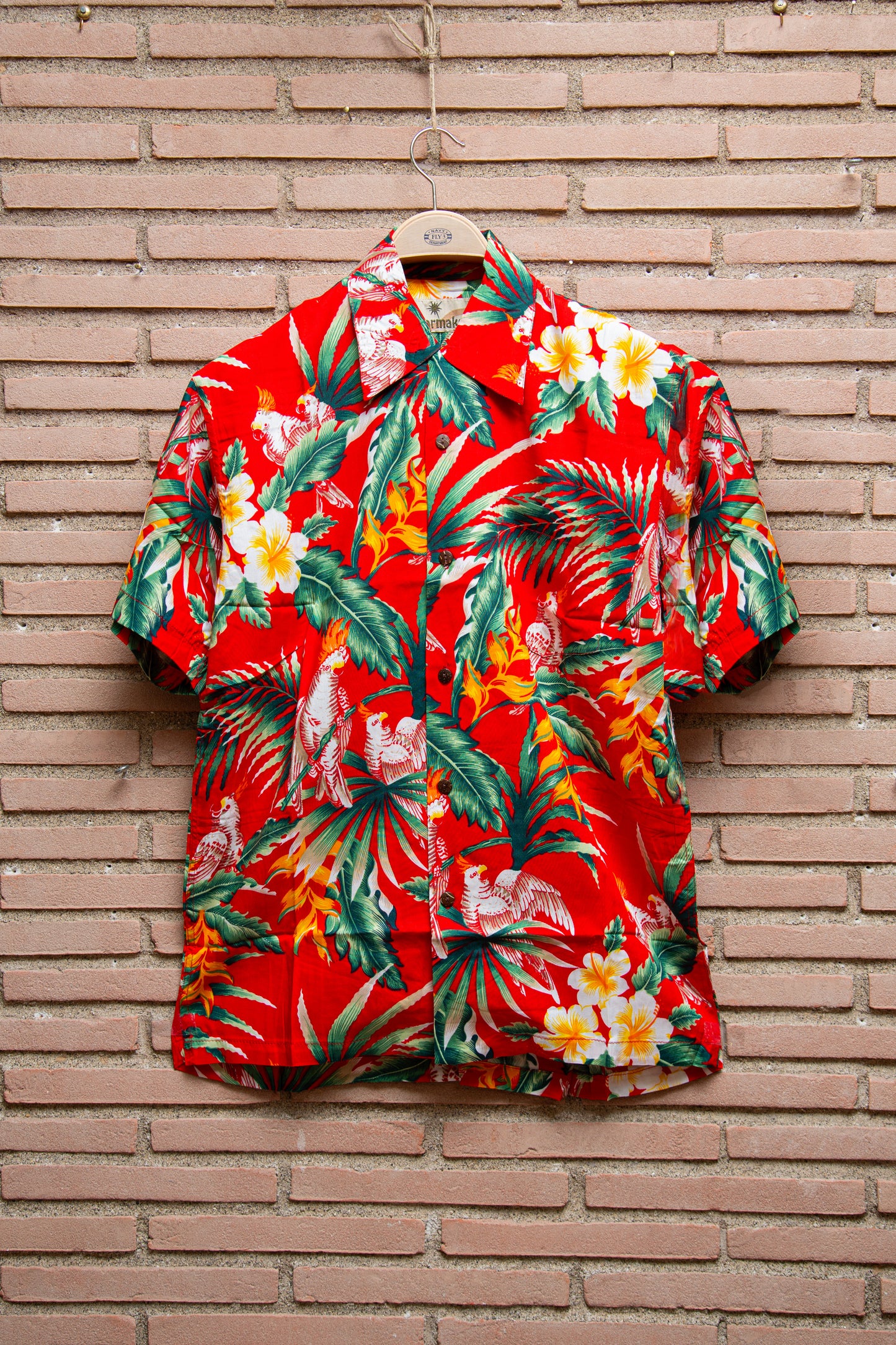 Karmakula - camicia viscosa floreale base rossa